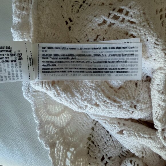 Abercrombie & Fitch Floral Crochet Top NWT - Picture 7 of 7
